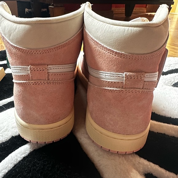 Jordan 1 ‘Atmosphere Pink’ W - Picture 3 of 7